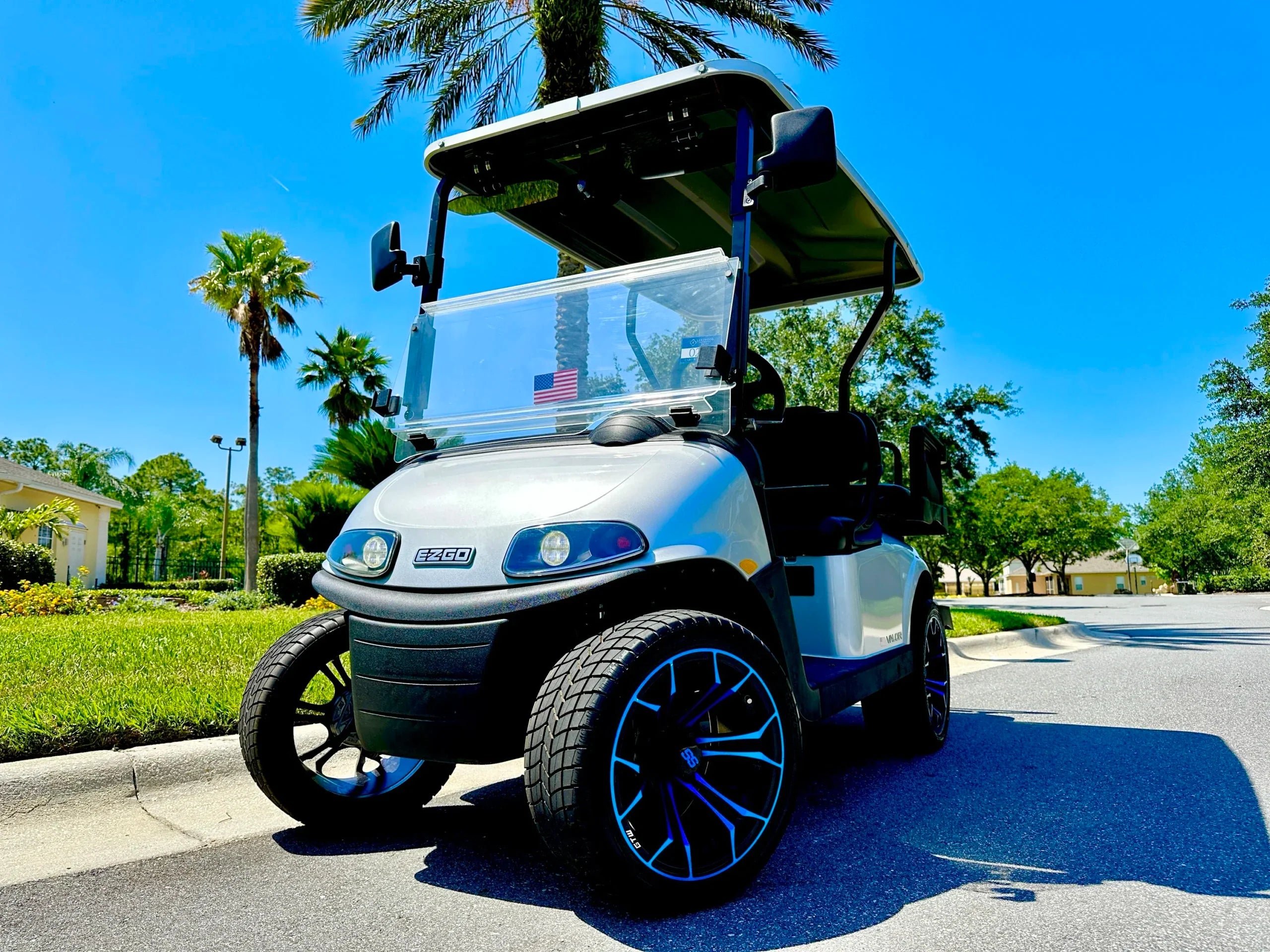 2023 E-Z-GO Valor 2+2 EX1 Golf Cart for Sale