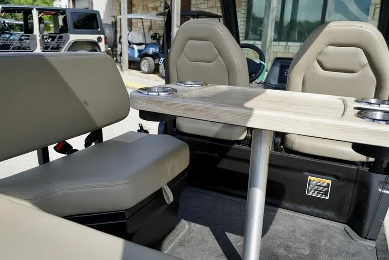 2024 CLUB CAR CRU 6-Passenger Electric LSV for Sale