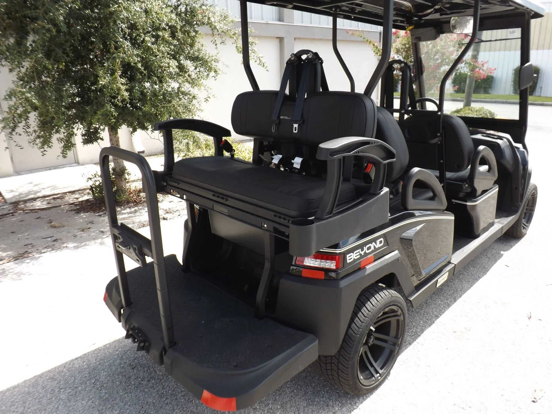 2022 Bintelli BEYOND 6P Golf Cart for Sale