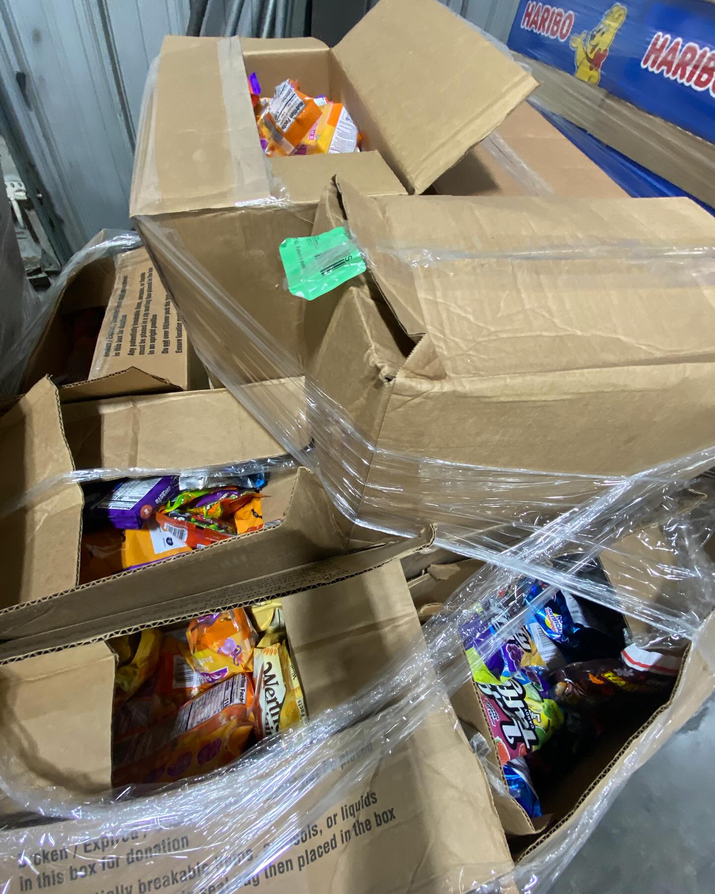 Wholesale Candy Pallets