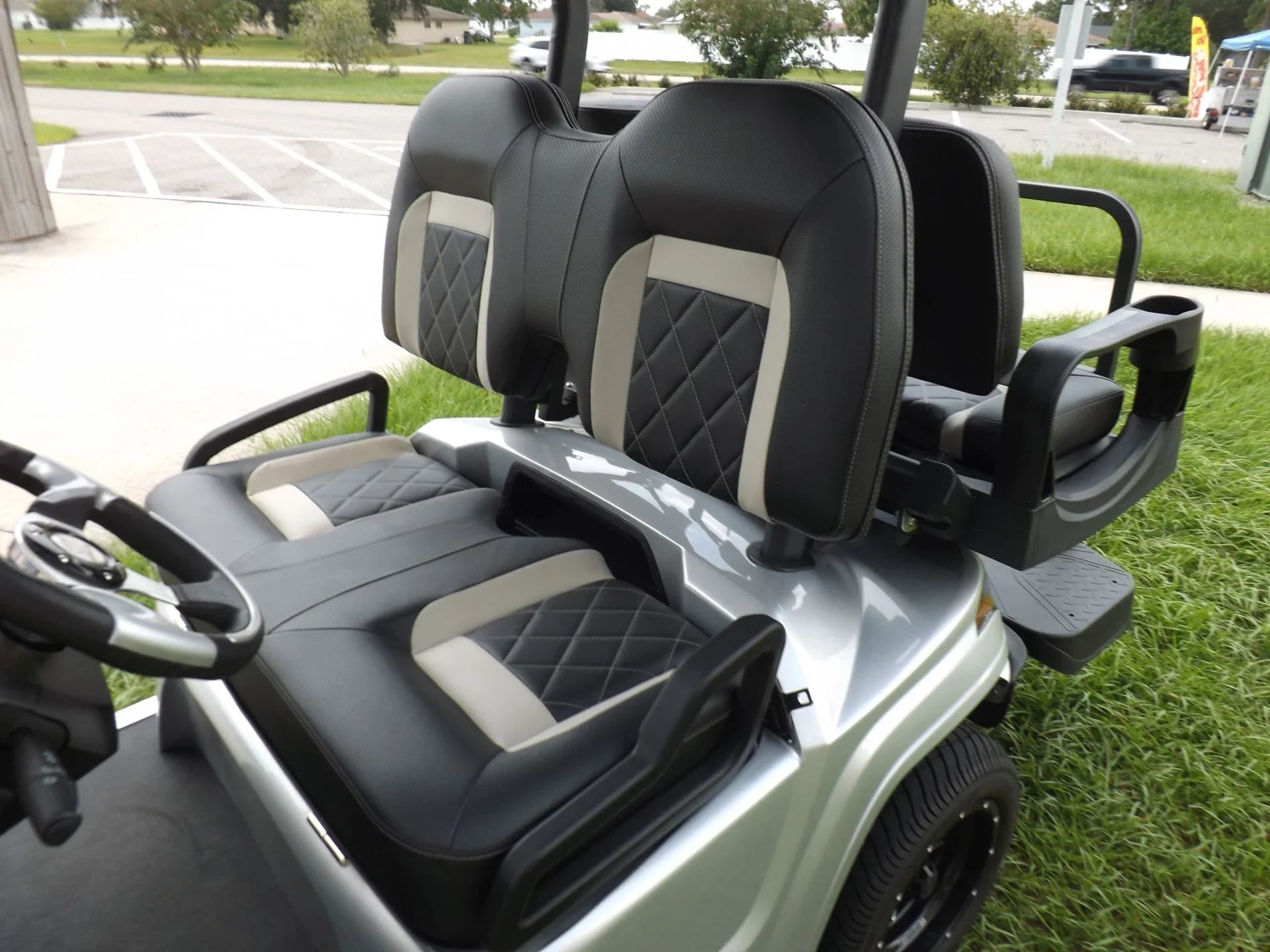 Light Metallic 2023 Star EV SIRIUS 2+2 Golf Cart for Sale
