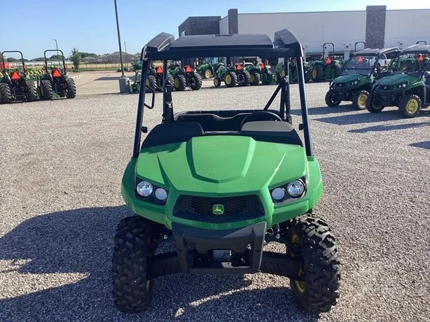 2024 John Deere Gator XUV 560E 4x4 Gas Utility Cart For Sale