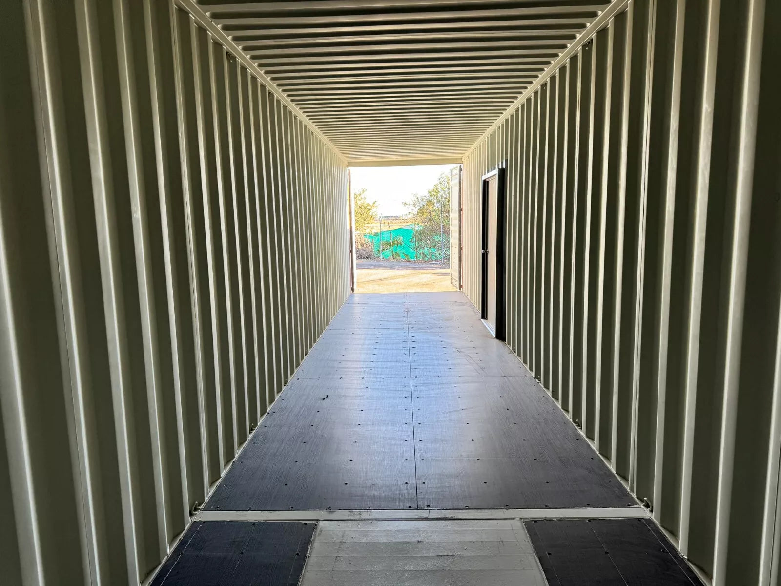 40ft shipping container with man door