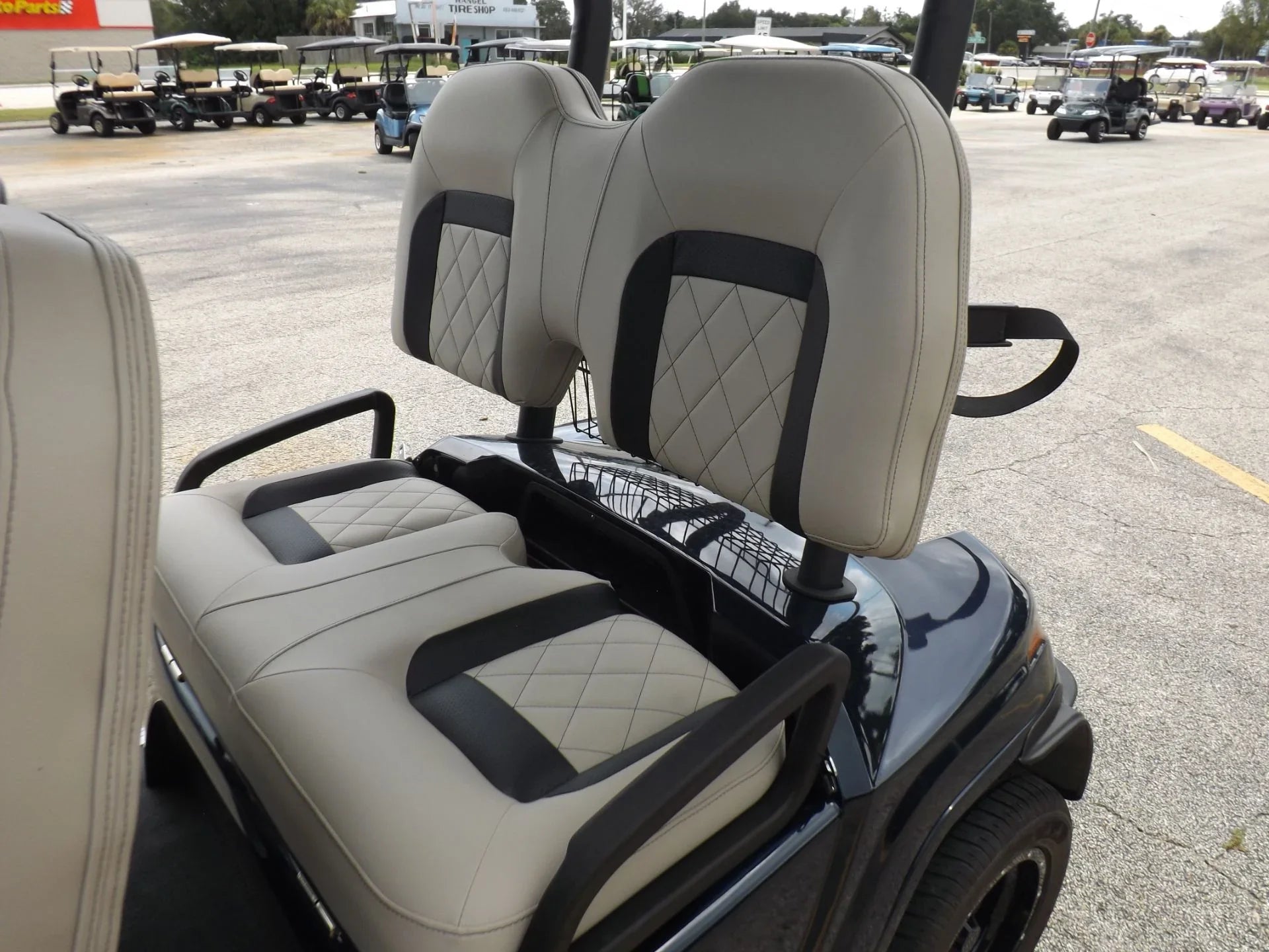 Black 2024 Star EV SIRIUS 4 Forward Lithium Golf Cart for Sale