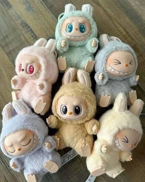 Labubu Monster Doll Pallet
